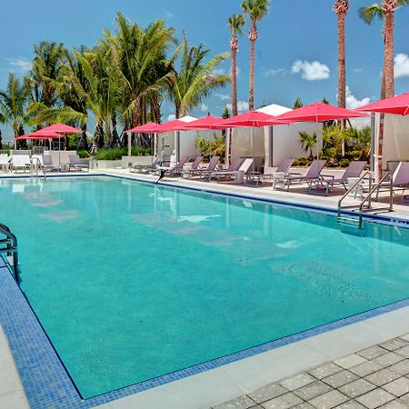Residence Inn By Marriott Miami Beach Surfside Bagian luar foto