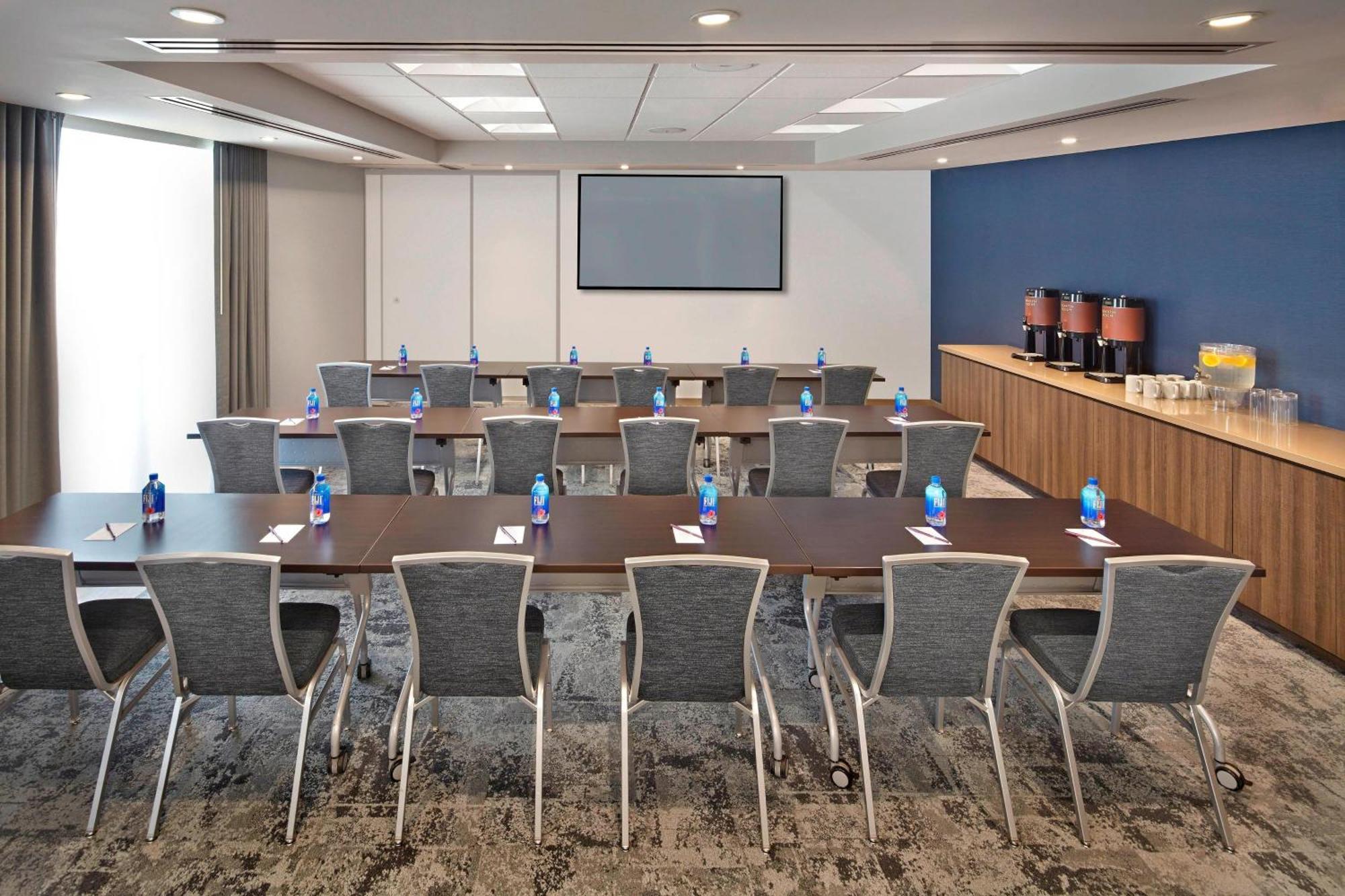 Residence Inn By Marriott Miami Beach Surfside Bagian luar foto