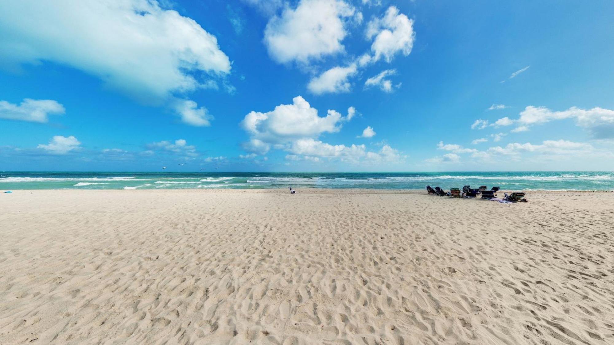 Residence Inn By Marriott Miami Beach Surfside Bagian luar foto
