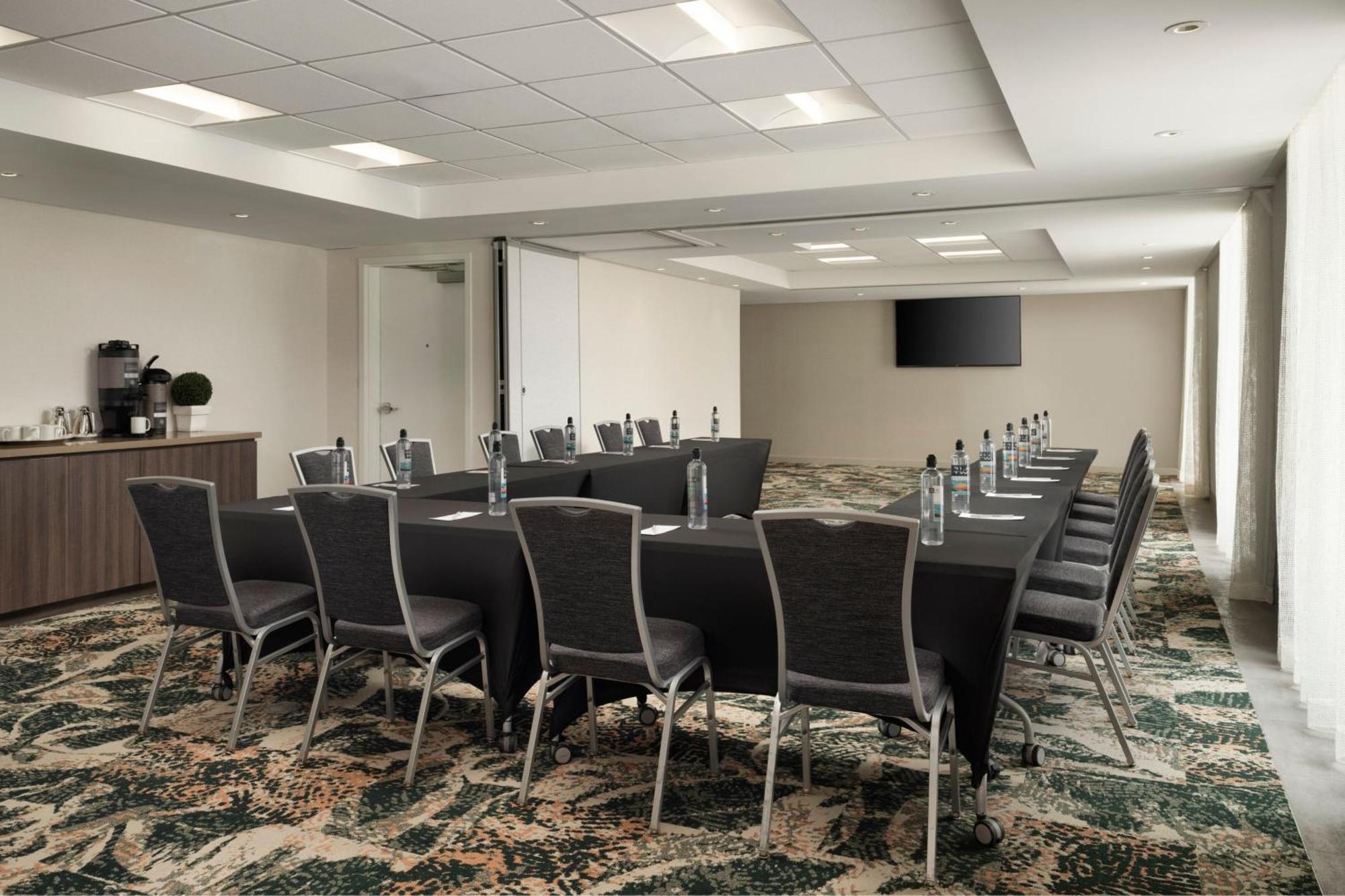 Residence Inn By Marriott Miami Beach Surfside Bagian luar foto