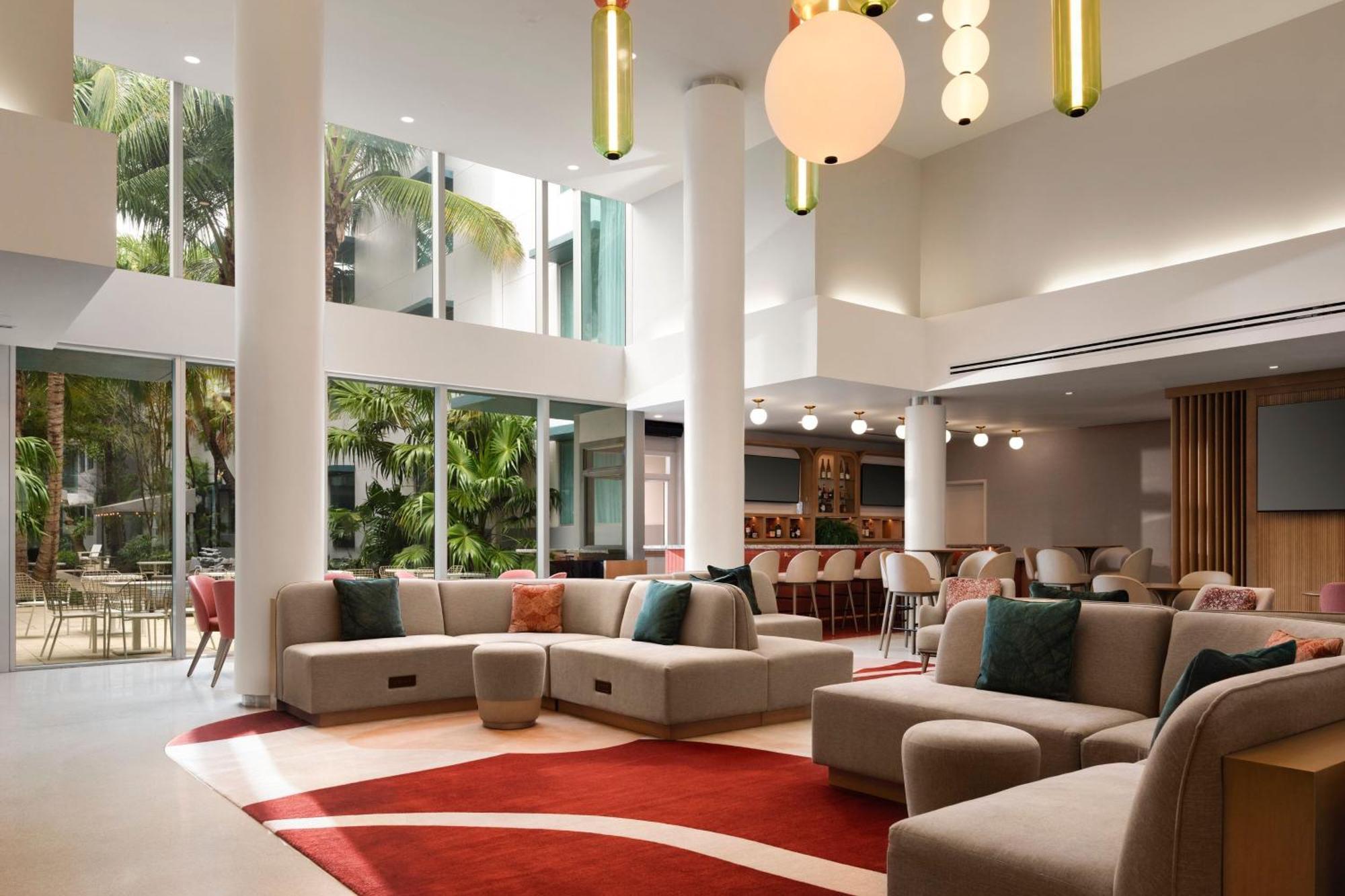 Residence Inn By Marriott Miami Beach Surfside Bagian luar foto