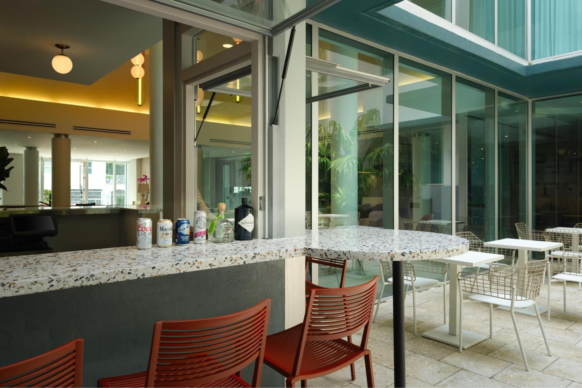 Residence Inn By Marriott Miami Beach Surfside Bagian luar foto